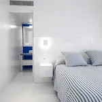 The Pink Elephant 3*